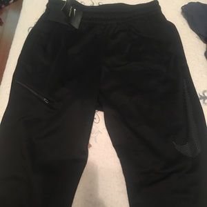 Men’s Nike Therma pants